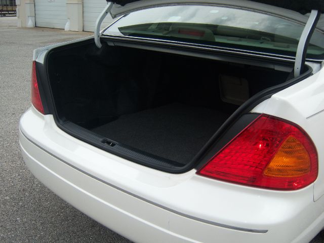 Toyota Avalon 2000 photo 28