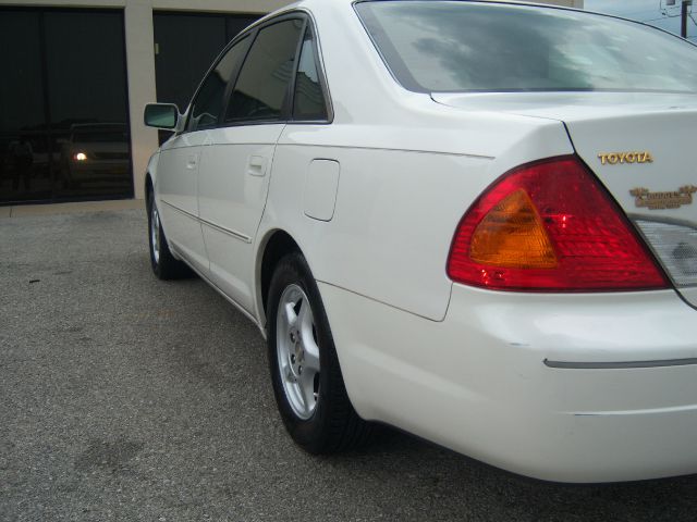 Toyota Avalon 2000 photo 30