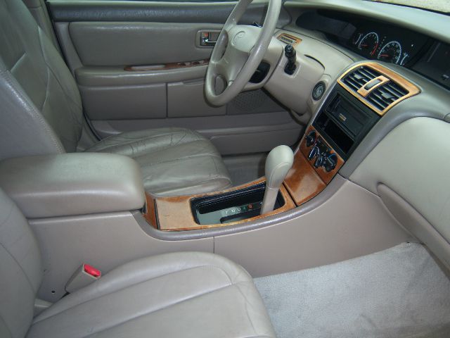 Toyota Avalon 2000 photo 4