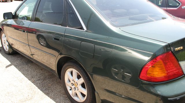 Toyota Avalon 2000 photo 2