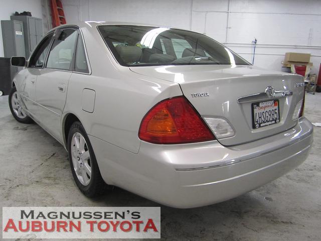 Toyota Avalon 2000 photo 4