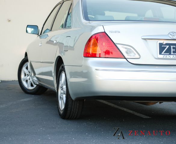 Toyota Avalon 2000 photo 10