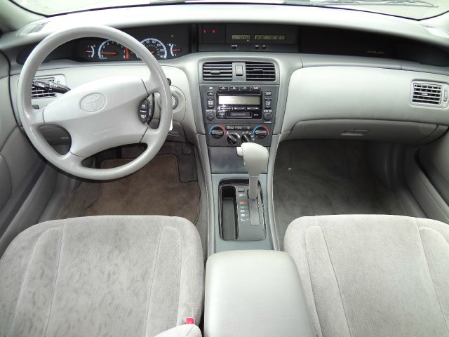 Toyota Avalon 2000 photo 2