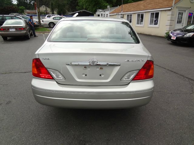 Toyota Avalon 2000 photo 6