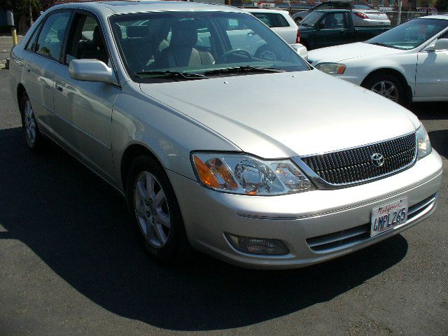 Toyota Avalon 2000 photo 3