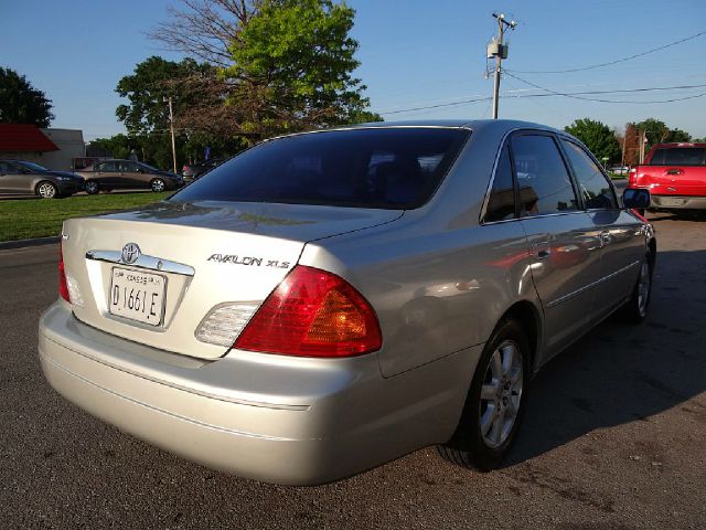 Toyota Avalon 2000 photo 9