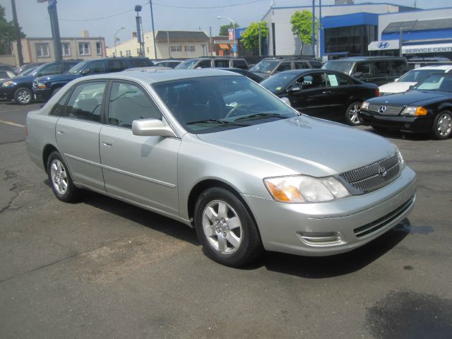 Toyota Avalon 2000 photo 4