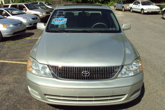 Toyota Avalon 2000 photo 2