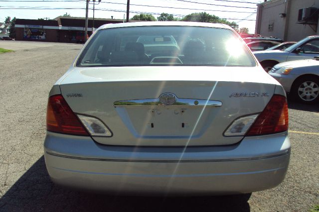 Toyota Avalon 2000 photo 4