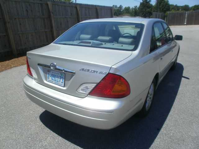 Toyota Avalon 2000 photo 3