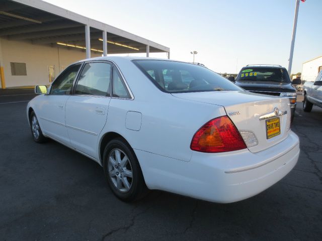 Toyota Avalon 2000 photo 4