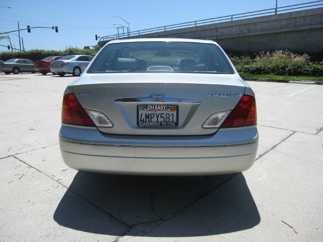 Toyota Avalon 2000 photo 4