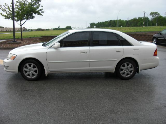 Toyota Avalon 2001 photo 4