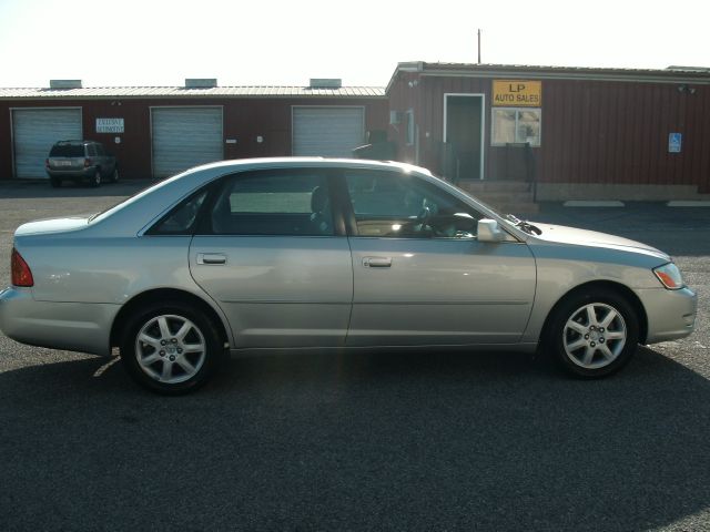 Toyota Avalon 2001 photo 1