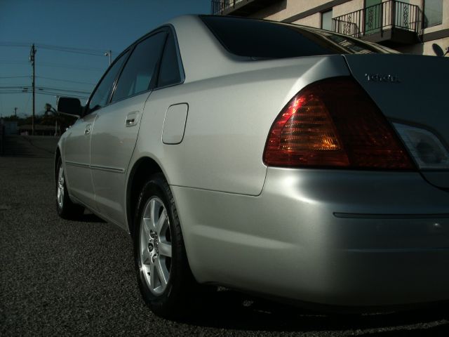 Toyota Avalon 2001 photo 2