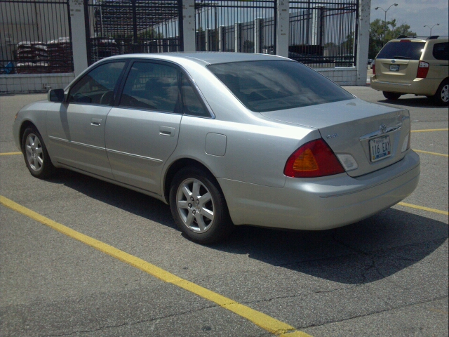 Toyota Avalon 2001 photo 3