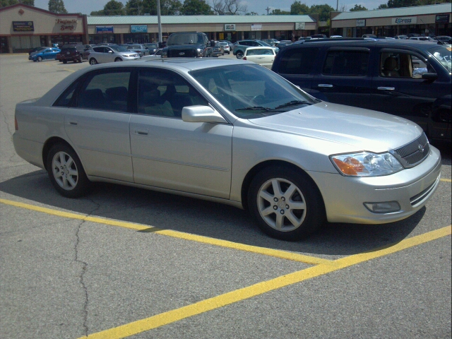 Toyota Avalon 2001 photo 4