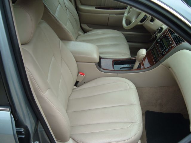 Toyota Avalon 2001 photo 1