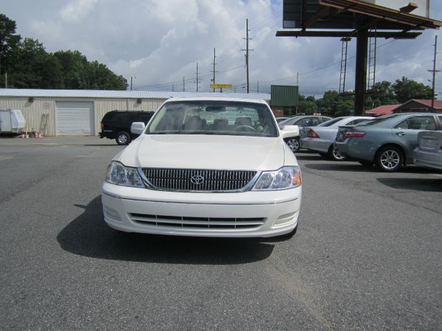 Toyota Avalon 2001 photo 1