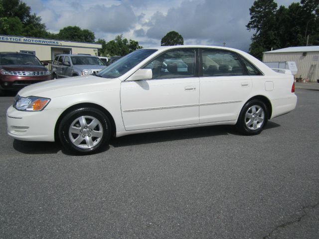 Toyota Avalon 2001 photo 2