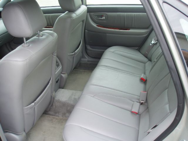 Toyota Avalon 2001 photo 3