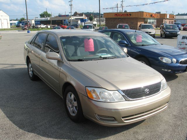 Toyota Avalon 2001 photo 1