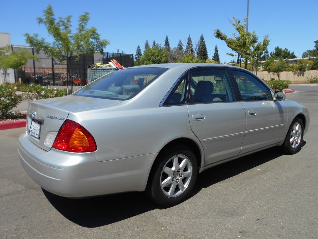 Toyota Avalon 2001 photo 2