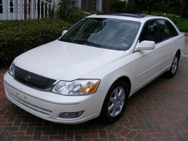 Toyota Avalon 2001 photo 3