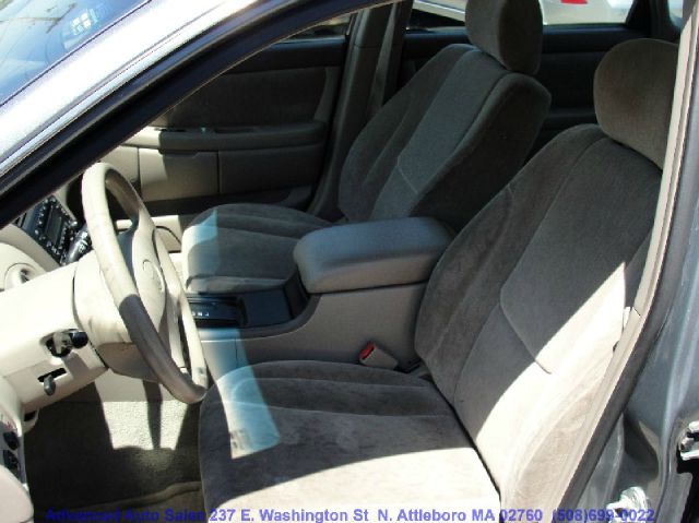 Toyota Avalon 2001 photo 4