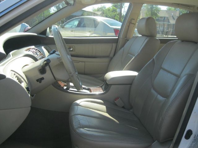 Toyota Avalon XLS Sedan