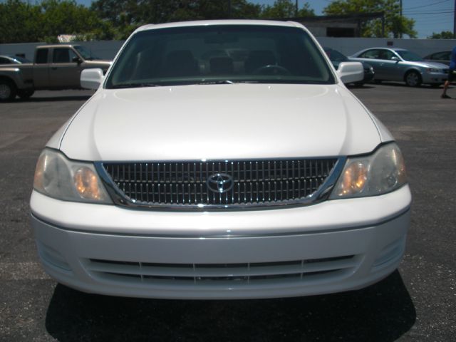 Toyota Avalon Sport 4WD Sedan