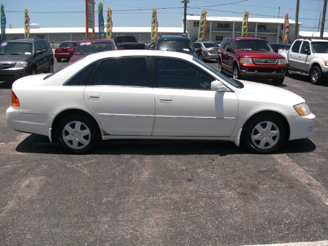 Toyota Avalon 2001 photo 2