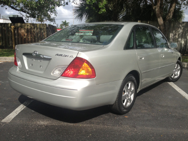 Toyota Avalon 2002 photo 19