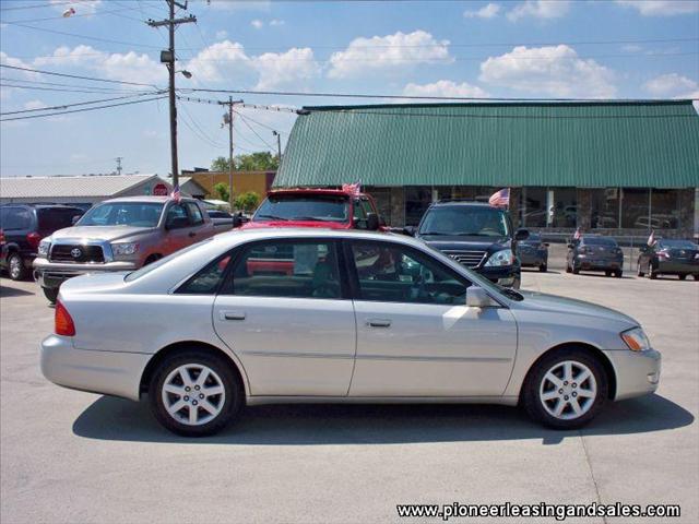 Toyota Avalon 2002 photo 3