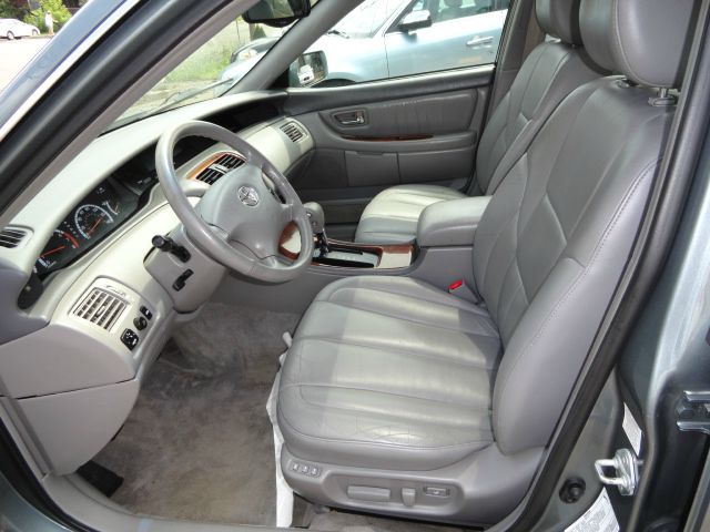 Toyota Avalon 2002 photo 1