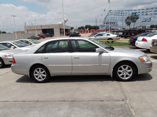 Toyota Avalon 2002 photo 16