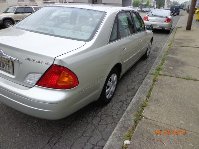 Toyota Avalon 2002 photo 1