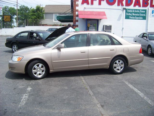 Toyota Avalon 2002 photo 2