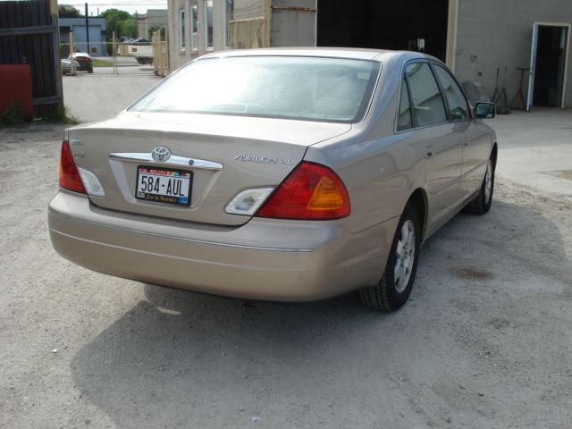 Toyota Avalon 2002 photo 14