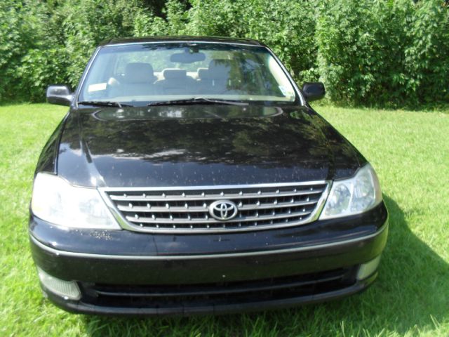 Toyota Avalon 2004 photo 2