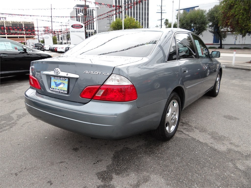 Toyota Avalon 2004 photo 5