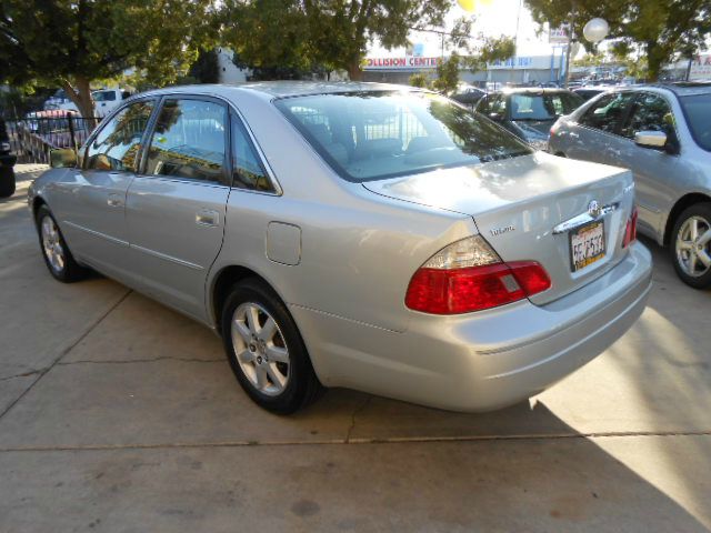 Toyota Avalon Sport 4WD Sedan