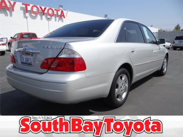 Toyota Avalon 2004 photo 3