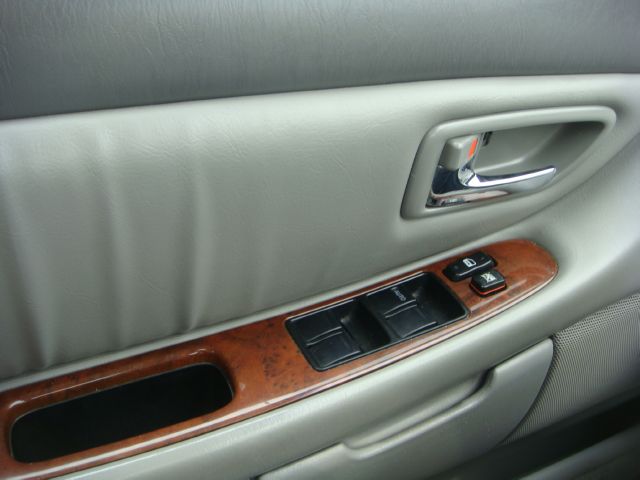 Toyota Avalon 2004 photo 11