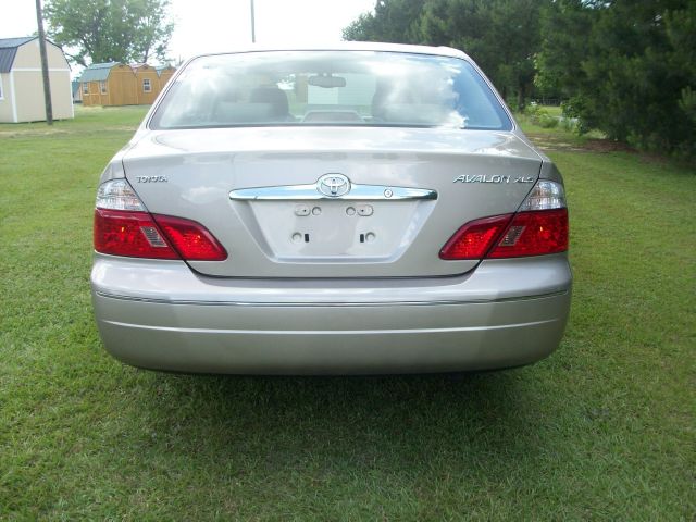 Toyota Avalon 2004 photo 12