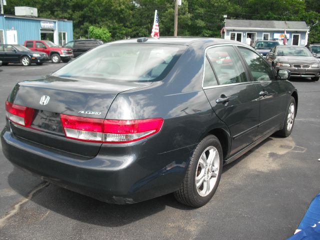 Toyota Avalon 2004 photo 1