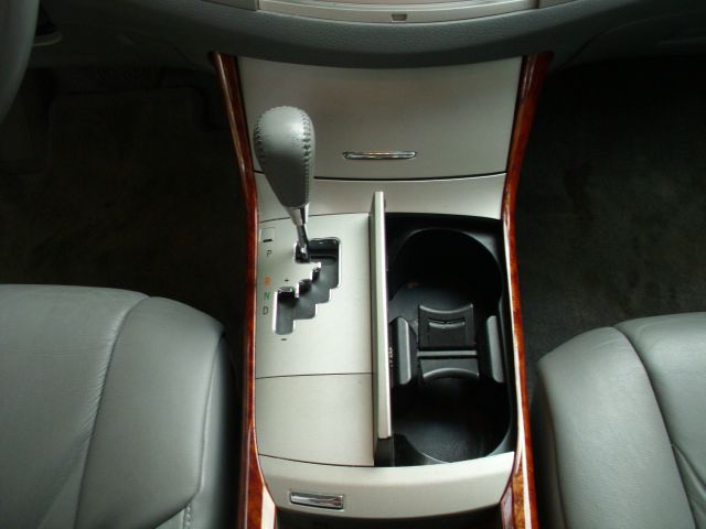 Toyota Avalon 2005 photo 1