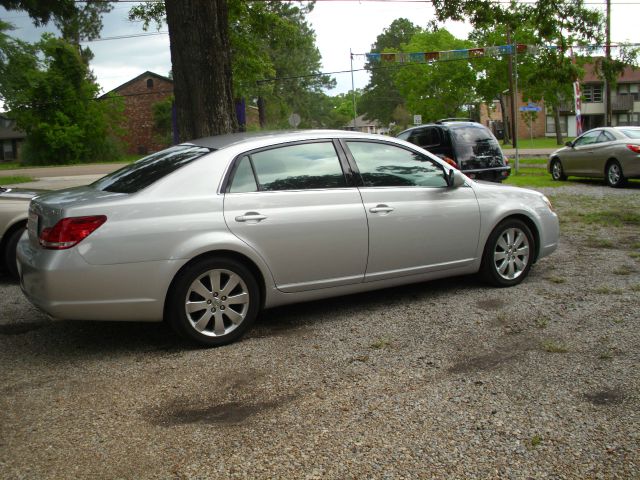 Toyota Avalon 2005 photo 7