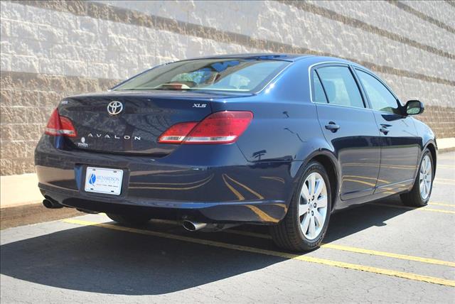 Toyota Avalon Unknown Sedan