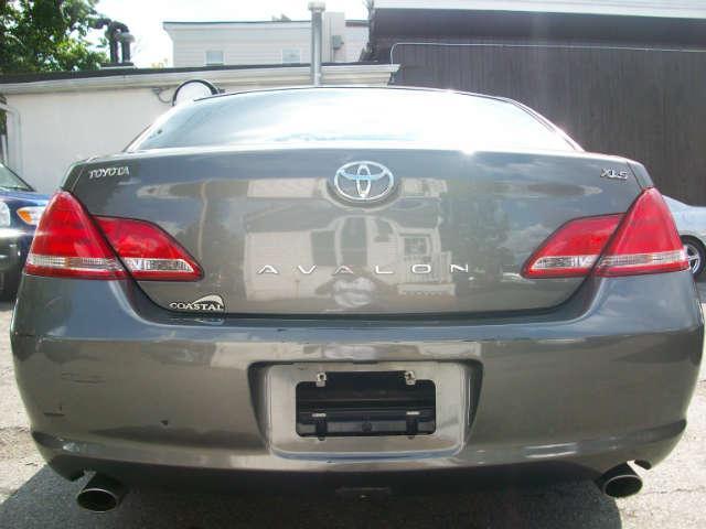 Toyota Avalon 2005 photo 3